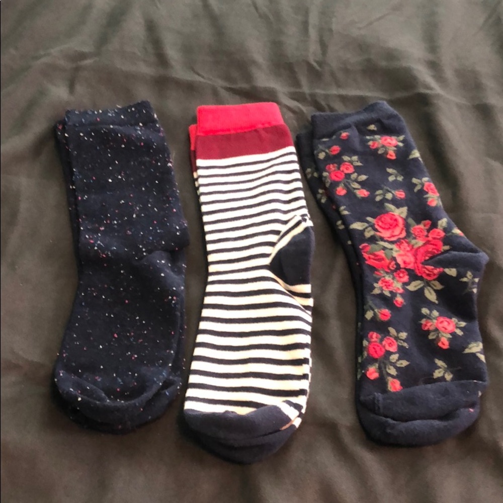 3 pairs of cute socks!
